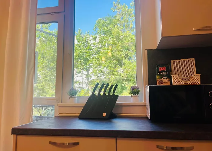 Detelina Bee Happy In