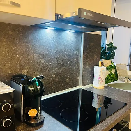 아파트 Detelina Bee Happy In