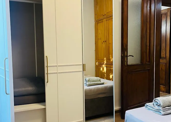 Detelina Bee Happy In